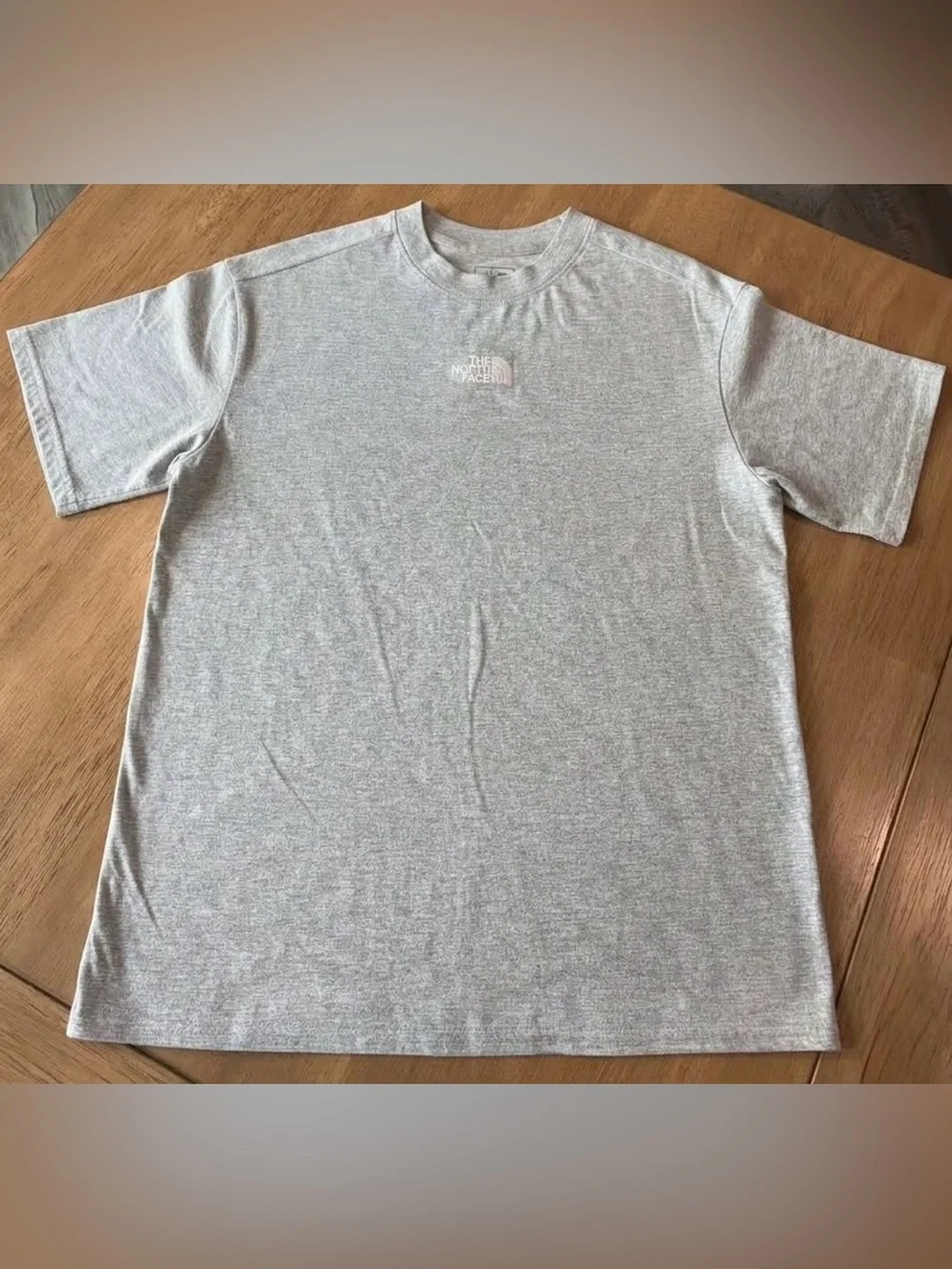 The North Face Light Heather Gray Short-Sleeve Crewneck Tee Size Small